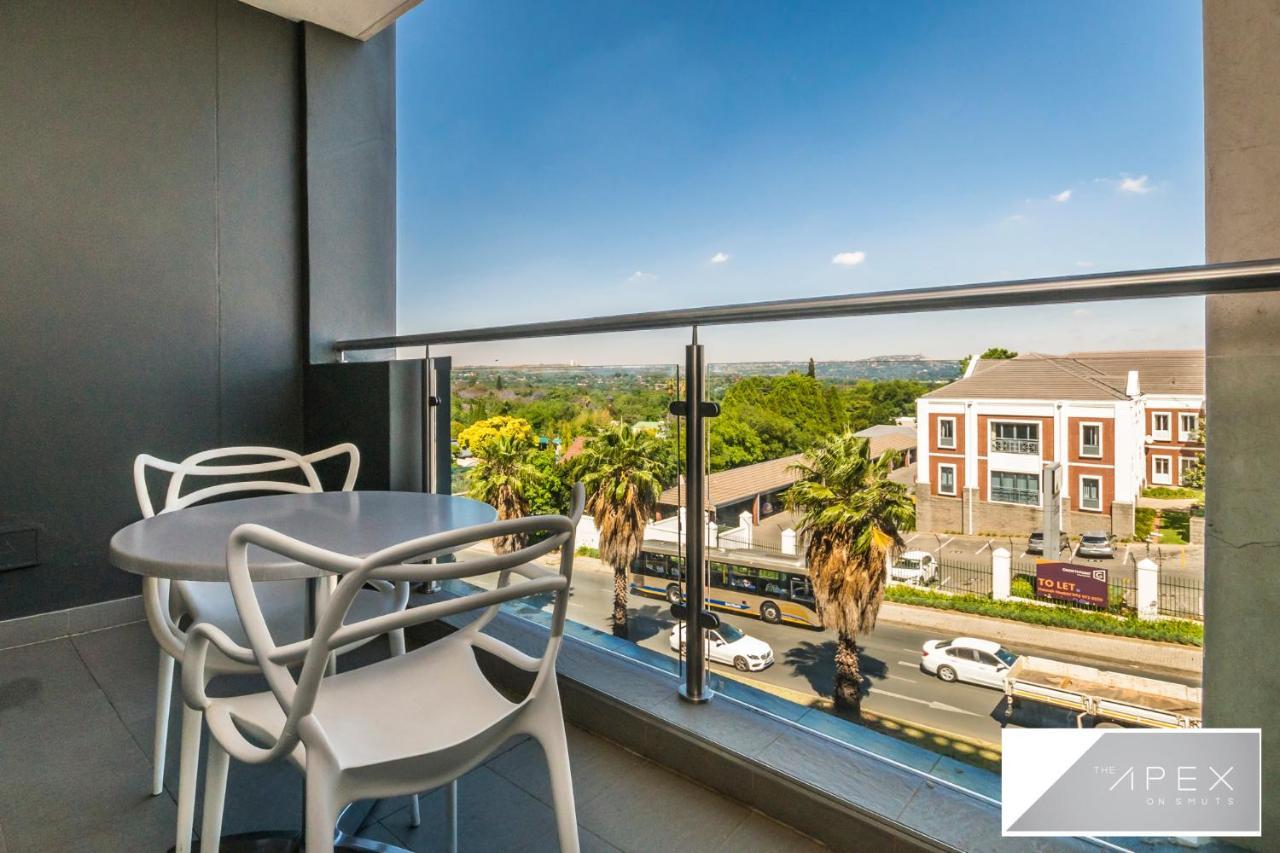 The Apex On Smuts Appartement Johannesburg Buitenkant foto