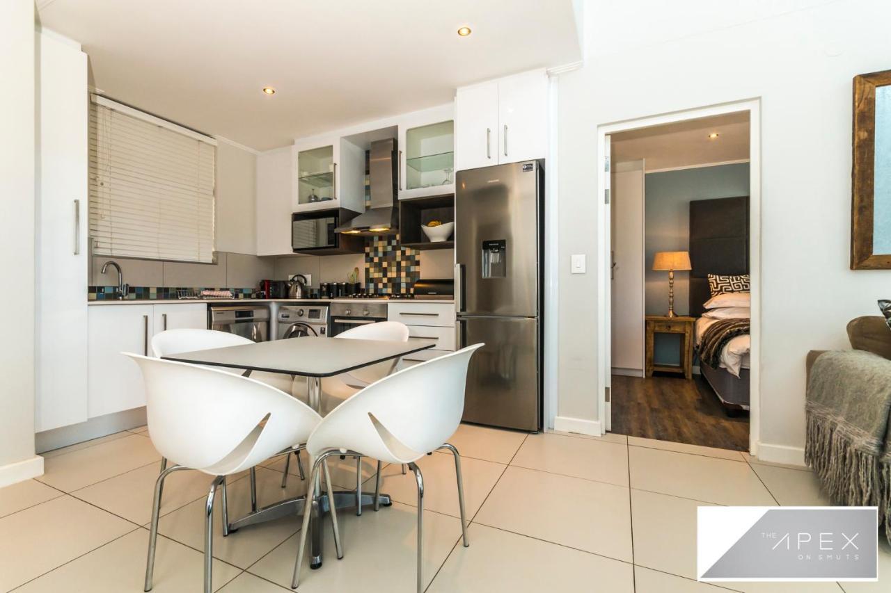 The Apex On Smuts Appartement Johannesburg Buitenkant foto